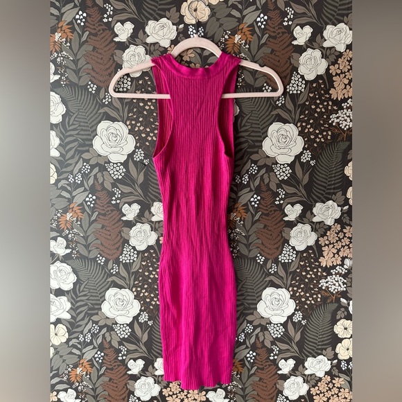 NWOT superdown Nico Knit Mini Dress in hot pink size small - Picture 4 of 5